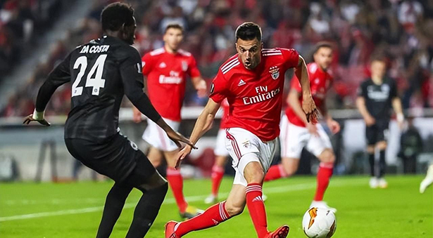 Benfica debuts in Champions League win over Maccabi Haifa